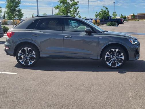 2022 Audi Q3 45 S line Premium Plus