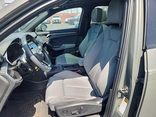 2022 Audi Q3 45 S line Premium Plus