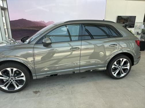 2022 Audi Q3 45 S line Premium Plus