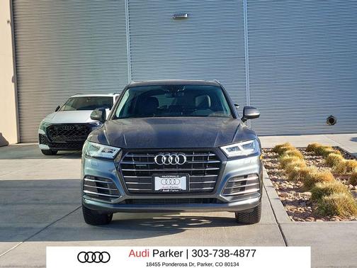 Daytona Gray Pearl Effect 2020 Audi Q5 Premium Plus 55 TFSI e quattro S tronic