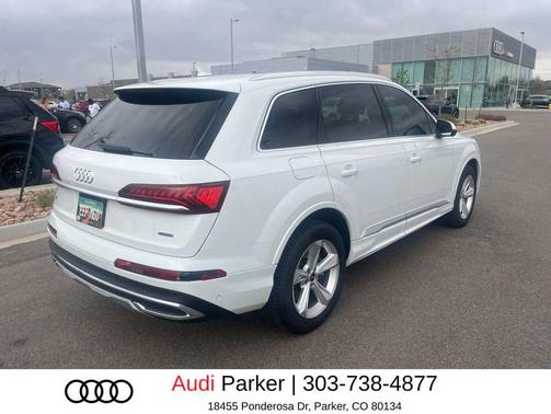 Carrara White 2022 Audi Q7 55 Premium