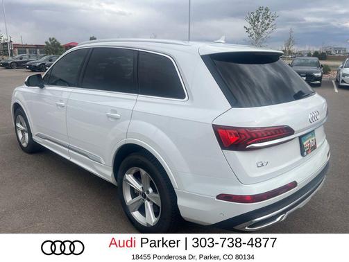 Carrara White 2022 Audi Q7 55 Premium