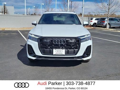 Glacier White Metallic 2026 Audi Q7 55 Premium Plus