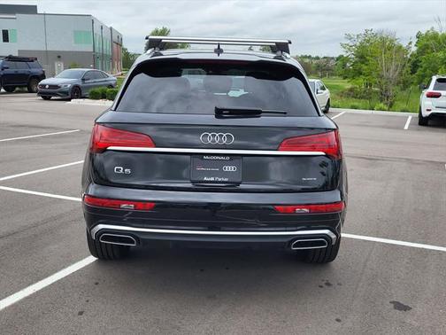 2023 Audi Q5 45 S line Premium Plus