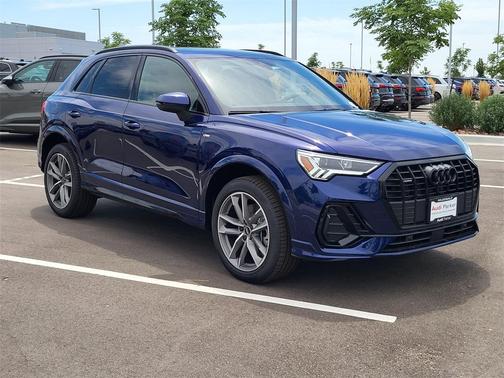 2025 Audi Q3 Premium 45 TFSI S line quattro Tiptronic