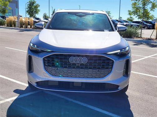 2025 Audi Q5 Premium Plus