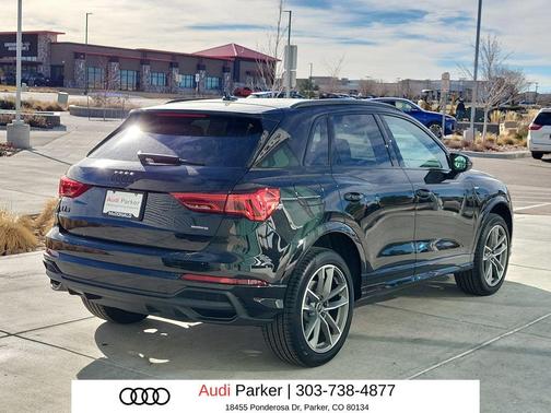 Mythos Black Metallic 2025 Audi Q3 Premium 45 TFSI S line quattro Tiptronic