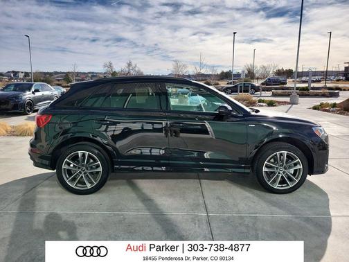 Mythos Black Metallic 2025 Audi Q3 Premium 45 TFSI S line quattro Tiptronic