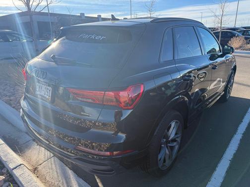 2025 Audi Q3 Premium 45 TFSI S line quattro Tiptronic