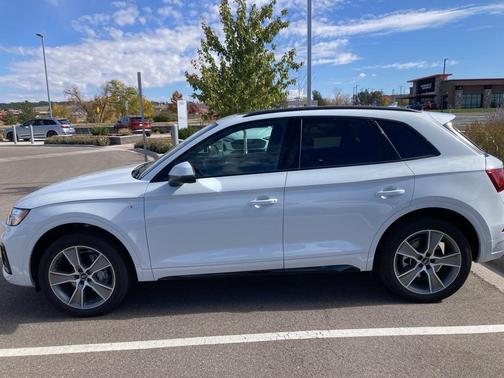 2025 Audi Q5 45 S line Premium
