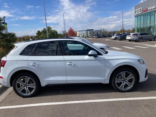 2025 Audi Q5 45 S line Premium