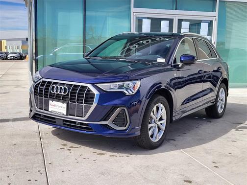 2023 Audi Q3 Premium 45 TFSI S line quattro Tiptronic