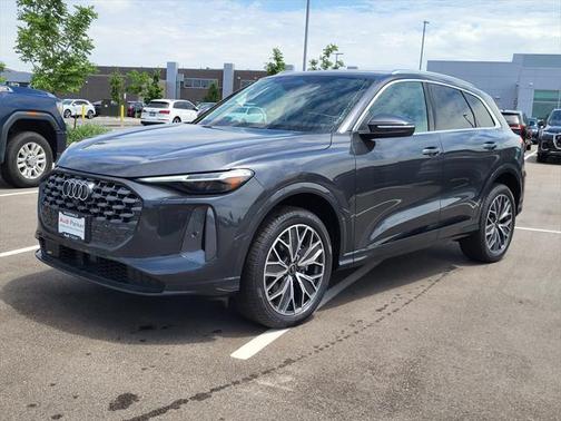 2025 Audi Q5 Premium Plus