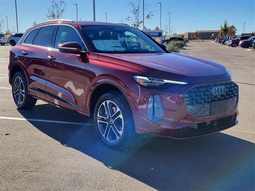 2025 Audi Q5 Premium Plus TFSI quattro S tronic