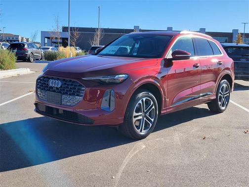 2025 Audi Q5 Premium Plus TFSI quattro S tronic