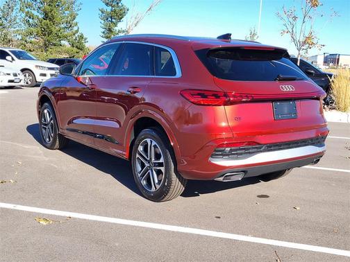 2025 Audi Q5 Premium Plus TFSI quattro S tronic