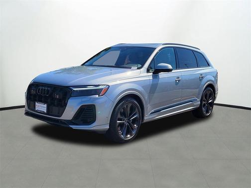 2025 Audi Q7 55 Premium Plus
