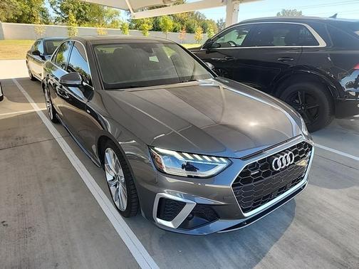 2023 Audi A4 45 S line Premium Plus