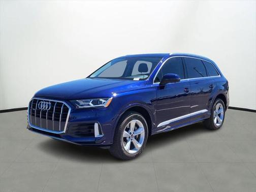 2022 Audi Q7 55 Premium