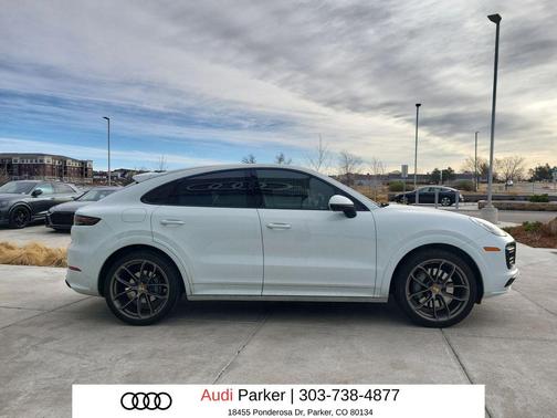 White 2023 Porsche Cayenne S