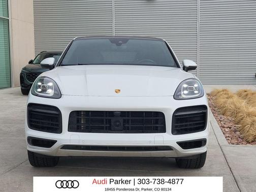 White 2023 Porsche Cayenne S