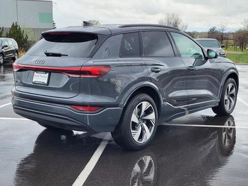 2025 Audi Q6 e-tron Premium Plus quattro