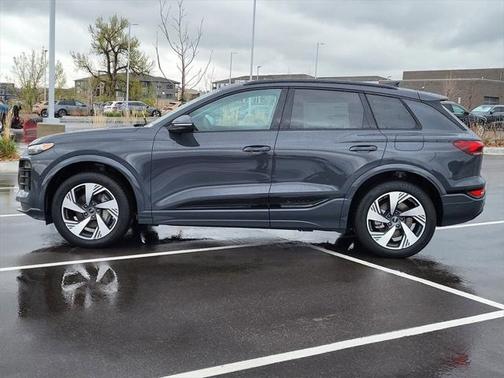 2025 Audi Q6 e-tron Premium Plus quattro
