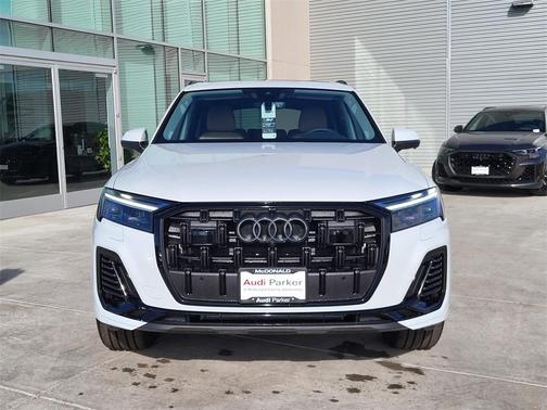 2026 Audi Q7 45 Premium