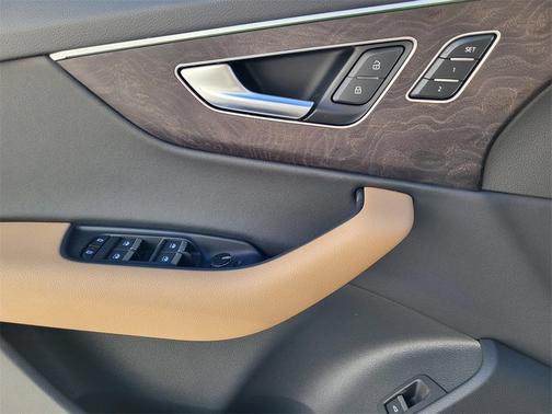 2026 Audi Q7 45 Premium