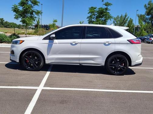 2019 Ford Edge ST