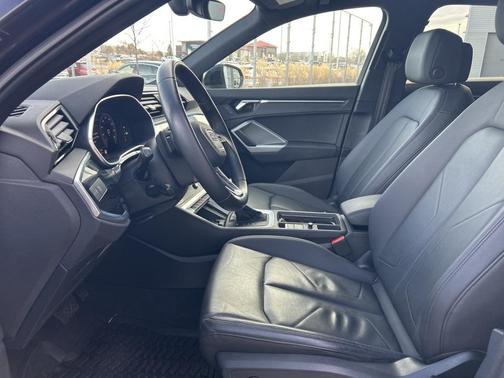 2023 Audi Q3 45 S line Premium Plus