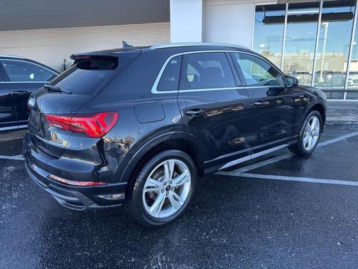 2023 Audi Q3 45 S line Premium Plus