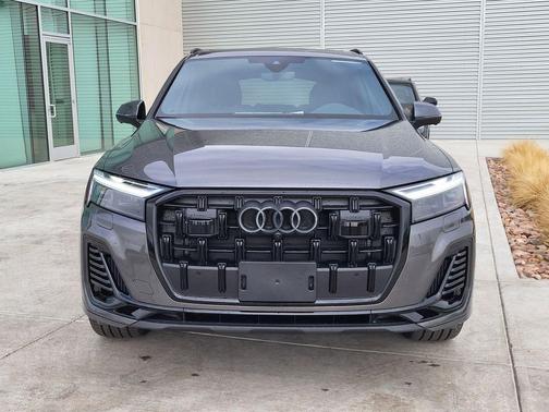2026 Audi Q7 55 Premium Plus