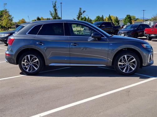 2023 Audi Q5 45 S line Premium Plus