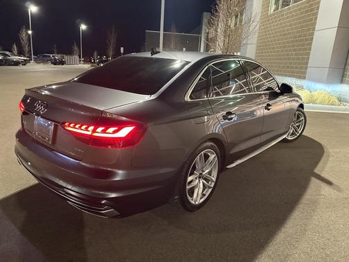 2022 Audi A4 45 S line Premium Plus