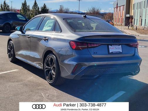 Arrow Gray Pearl Effect 2026 Audi A3 Premium