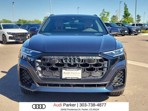 Waitomo Blue Metallic 2026 Audi Q8 quattro