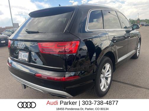 Black 2019 Audi Q7 55 Premium Plus