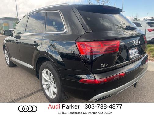 Black 2019 Audi Q7 55 Premium Plus
