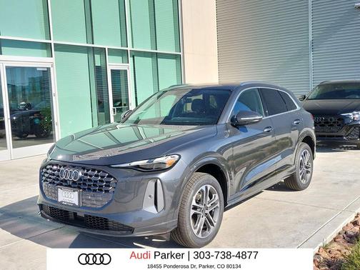 Tambora Gray Metallic 2026 Audi Q5 Premium TFSI quattro S tronic