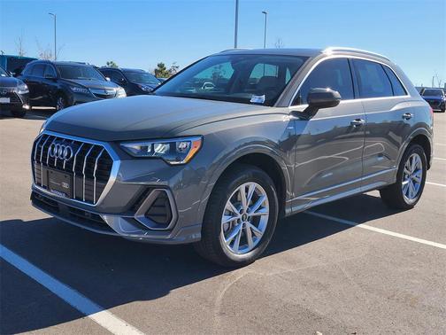 2022 Audi Q3 45 S line Premium