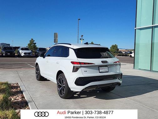 Glacier White Metallic 2026 Audi Q3 TFSI quattro S tronic