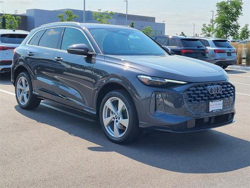 2025 Audi Q5 Premium Plus
