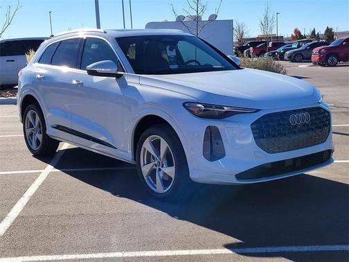 2025 Audi Q5 Premium Plus TFSI quattro S tronic