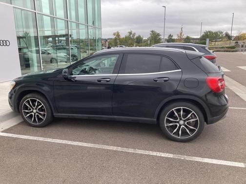2015 Mercedes-Benz GLA-Class 4MATIC