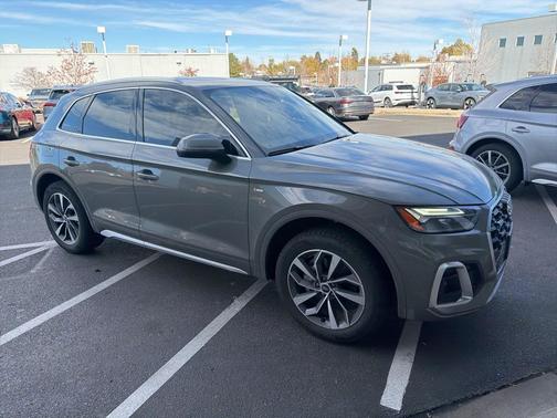 2023 Audi Q5 45 S line Premium Plus