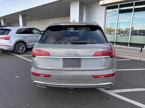 2023 Audi Q5 45 S line Premium Plus