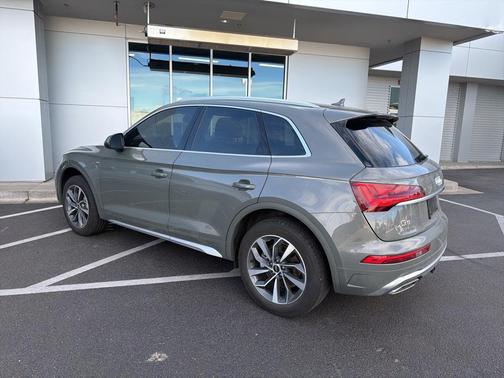 2023 Audi Q5 45 S line Premium Plus