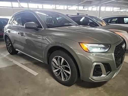 2023 Audi Q5 45 S line Premium Plus