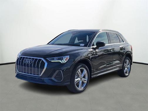 2024 Audi Q3 45 S line Premium Plus